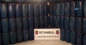 İstanbul’da 1 milyon 250 bin liralık sahte rakı ele geçirildi