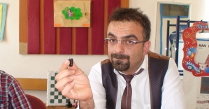 Türk matematikçi en küçük şarj aletini yaptı
