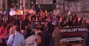 Beyoğlu’nda Özgür-Der’den Rusya protestosu