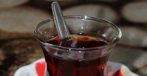 Dünyada en fazla çayı Türkler içiyor