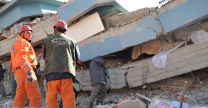 Marmara’daki deprem büyük bir hareketin habercisi mi ?