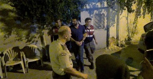 Darbeci askerler Yargıtay üyesinin evinden çıktı