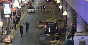 Fransa&#039;da kamyonlu terör saldırısı: 73 ölü, 100&#039;den fazla yaralı