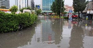 İstanbul bayrama yağmurlu girdi