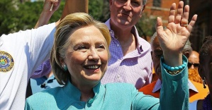 ABD'de gençlerin çoğunluğu Clinton'u destekliyor