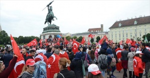 Avusturya'da darbe karşıtı Türklere baskılar artıyor

