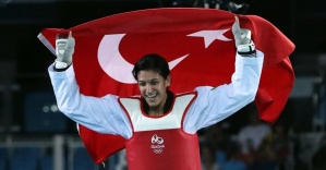 Milli tekvandocu Nur Tatar Rio'da bronz madalya aldı
