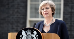 İngiltere Başbakanı May: Erken seçim çağrısında bulunmayacağım
