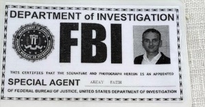 
Sahte 'FBI' kimliğiyle yakalanan zanlı adliyede
