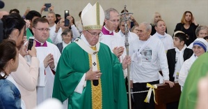 Papa Franciscus Azerbaycan'da ayine katıldı
