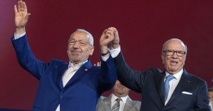 Tunus'ta siyasetin zirvesinden uzlaşı mesajları