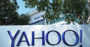 Yahoo, ABD adına milyonlarca hesabı takiple suçlanıyor, Snowden: Hesapları kapatın!
