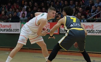 Banvit'te hedef Dörtlü Final