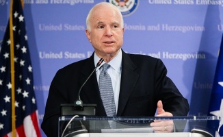 ABD'li senatör McCain: Hem DEAŞ'ı hem de Esed'i aynı anda halledebiliriz