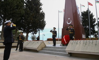 Deniz Kuvvetleri Komutanı Oramiral Bostanoğlu Azerbaycan'da