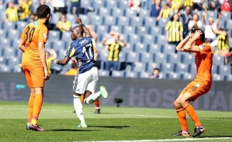 Fenerbahçe'yi Sow taşıdı
