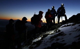 Kanada'da 5 dağcı hayatını kaybetti