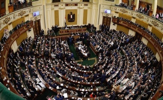 Mısır parlamentosundan OHAL'e onay