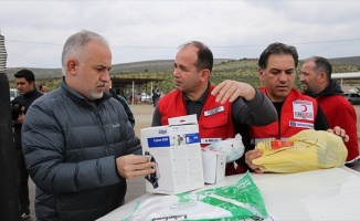 Türk Kızılayından Suriye'ye koruyucu kit yardımı