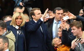Fransa'nın yeni cumhurbaşkanı Macron oldu