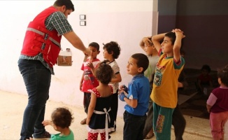 Kızılay'dan İdlib yetimhanelerine yardım