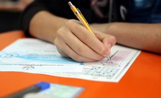 TEOG Mazeret sınavlarının ilk gün oturumu yapılıyor