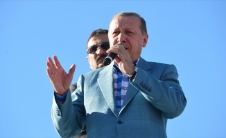 Cumhurbaşkanı Erdoğan: Bu milletin huzuruna kimse el atamayacak