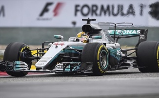 Kanada'da kazanan Hamilton