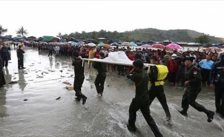 Myanmar'da düşen uçaktaki 31 kişinin cesedine ulaşıldı