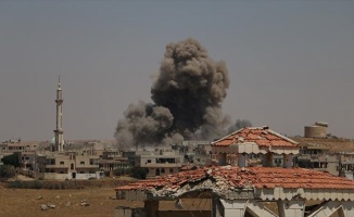 Suriye'de rejimin Dera'ya yönelik saldırıları sürüyor