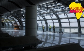 Türkler Dakar&#039;da yıllardır bekleyen havalimanı inşaatını 8 ayda tamamladı