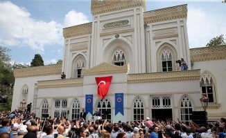 Restore edilen Yıldız Hamidiye Camisi ibadete açıldı