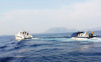 Sahil Güvenlik 4 Yunanistan vatandaşını kurtardı