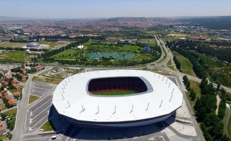 Yeni Eskişehir Stadı bir açıldı pir açıldı