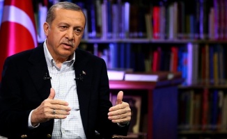 Cumhurbaşkanı Erdoğan: Yabancı futbolcu konusu masaya yatırılmalı