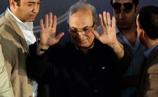Mısır eski Başbakanı Şefik BAE&#39;den ayrılıyor