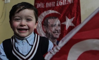 Filistinli 3 yaşındaki Youtube fenomenini milyonlarca kişi izliyor