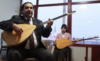 Öğretme aşkı engel tanımıyor