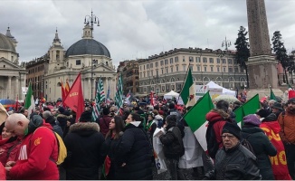 İtalya'da seçim sürecinde 'faşizm gerginliği'