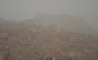Mardin&#039;de toz bulutları etkili oluyor
