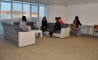 Yurtta kalan öğrencilere &#039;evlilik öncesi&#039; eğitimi