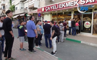 Ramazanda mahalleyi buluşturan tatlı telaş: &#039;Ramazan pidesi&#039;