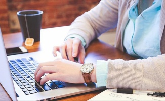 Lisansüstü tezlere elektronik erişim