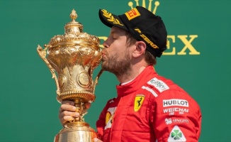 Büyük Britanya'da kazanan Vettel