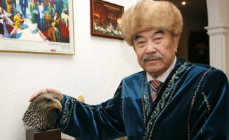 Kazak Edebiyatının ünlü yazarı Şerhan Murtaza vefat etti