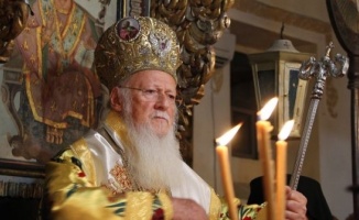 Özerk Arnavut, Estonya, Ukrayna Ortodoks Kiliselerinin kurucusu I. Bartholomeos!