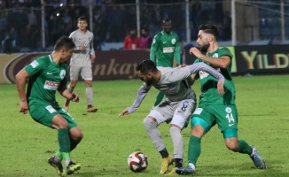Adana Demirspor ile Giresunspor 1-1 berabere kaldı