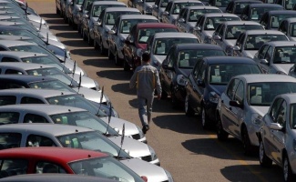 Otomobil ve hafif  ticari araç pazarı azaldı