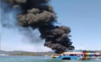 Malezya’da feribotta yangın faciası