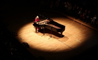 Piyanist İdil Biret Soçi&#039;de konser verecek